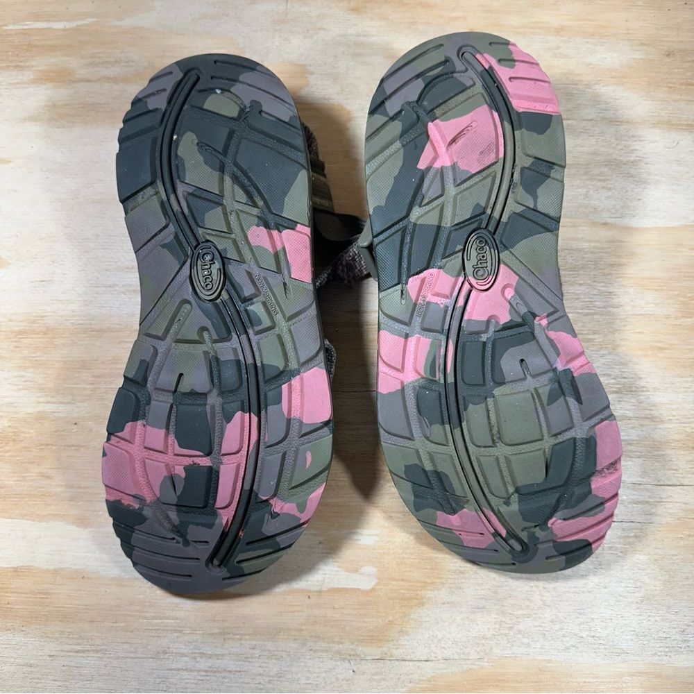 Chaco Green and Pink Sandals Women’s Size 7 - Picture 7 of 8